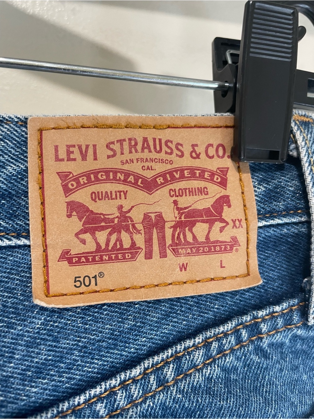 Levi's High rise Denim Jean Shorts - Picture 6 of 8